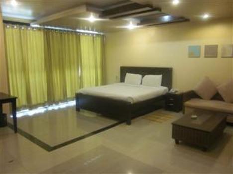 Hotel The Elite Suites 푸네 객실 사진